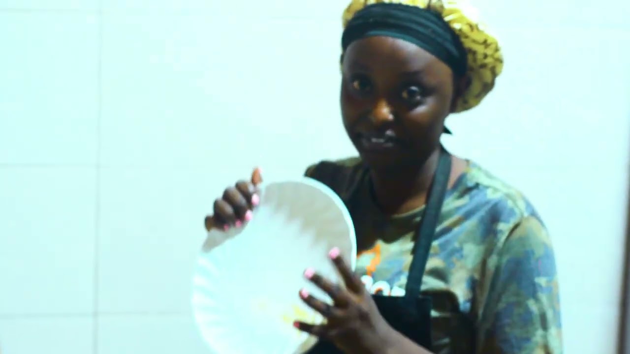 How to make omlette with patatoes yum yum🥘🥘🥘🥘