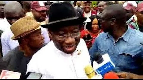 Bayelsa Guber : Goodluck Jonathan Addresses Journalists After Casting his Vote