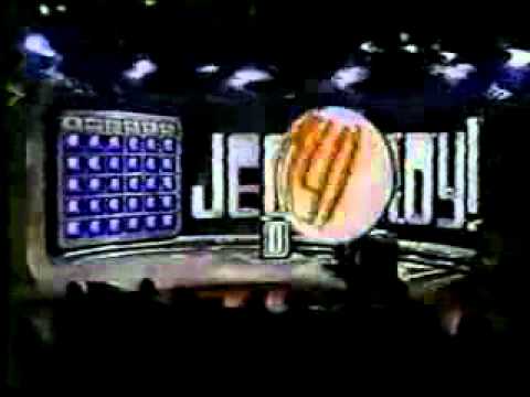 Jeopardy logo in the 1985-1986 set @carlandre5000isback