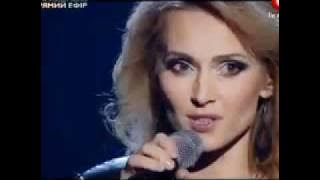 Aida Nikolaychuk - Rolling In The Deep (English subtitles)