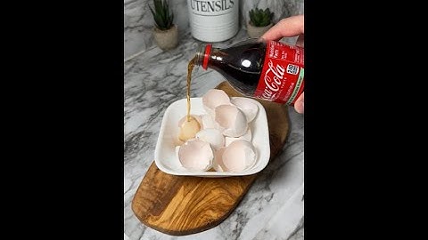 Mix Coca-Cola with eggshells and you will never have this problem in your house again.