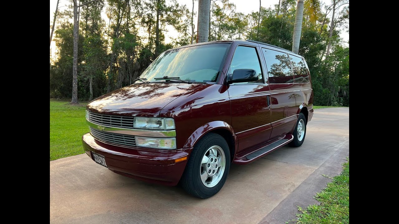 ethiek weerstand Verslijten The Chevrolet Astro Van is Quietly Becoming a Cult Classic - Review and  Test Drive - YouTube