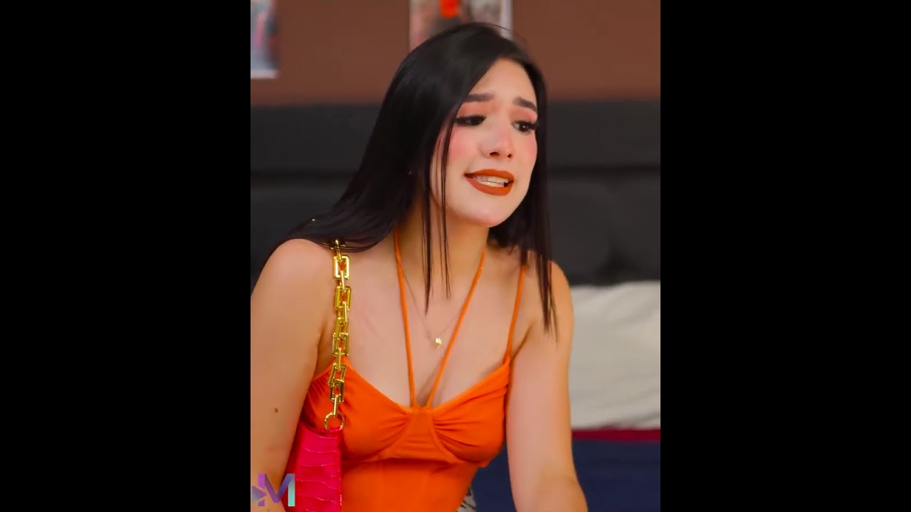 Abandonó a su mamá en un asilo cuando más lo necesitabaCast: Karla Sandoval Isaac Maciel