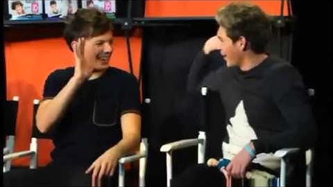 One Direction mentioning Harry Styles and Taylor Swift