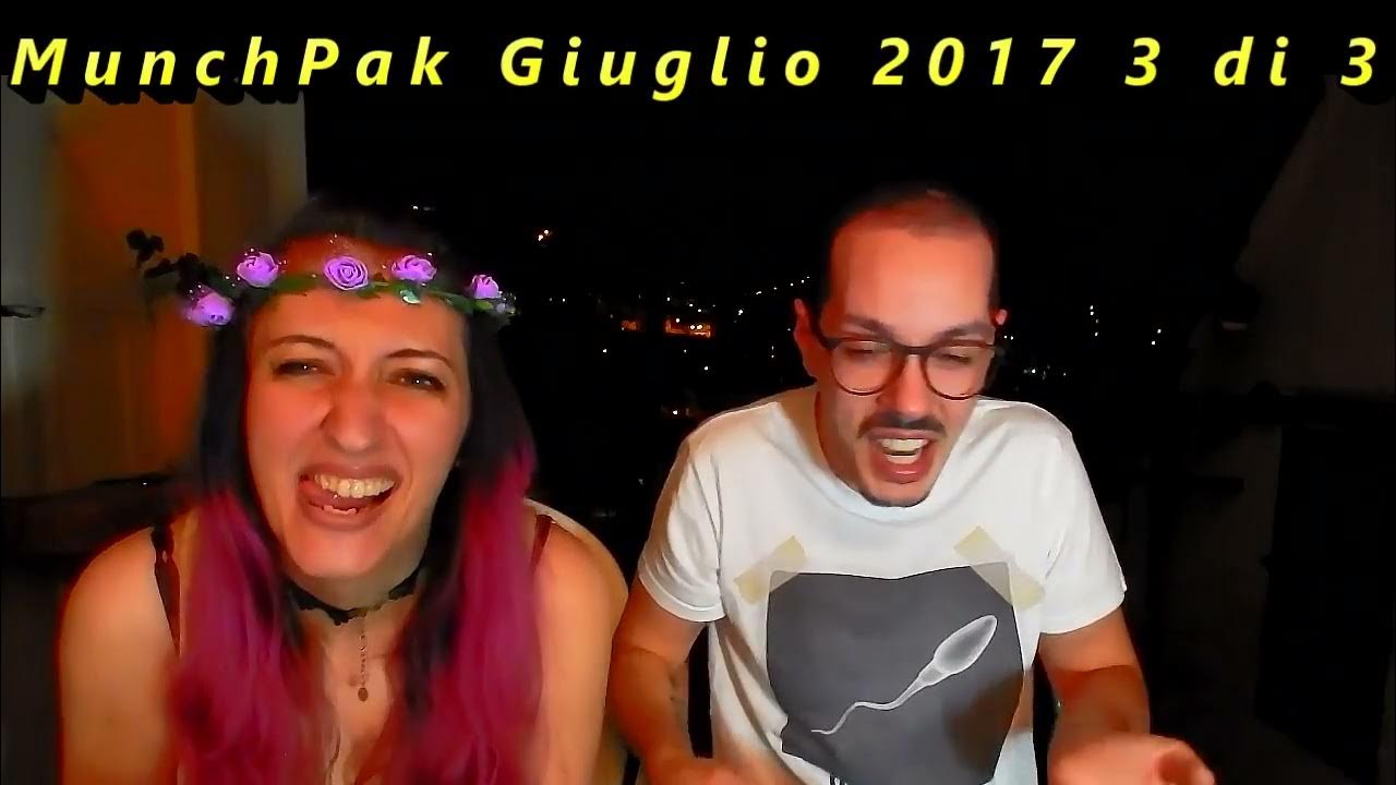 Gli Assaggi di Dany & Stefy MunchPak Giuglio Le caramelle più aspre del mondo! YouTube