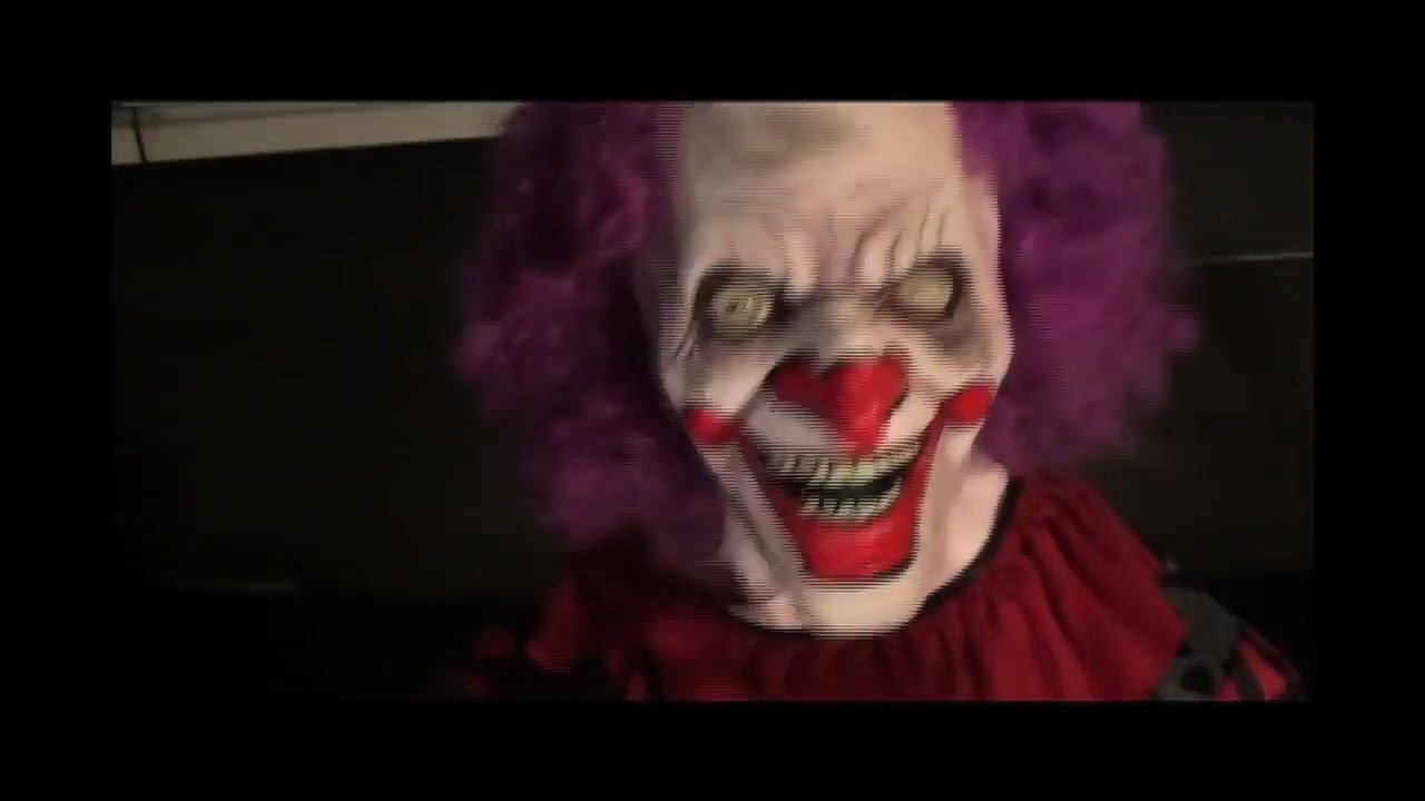 CL736 Clown Leaper PoisonProps.com Pneumatic Halloween Prop