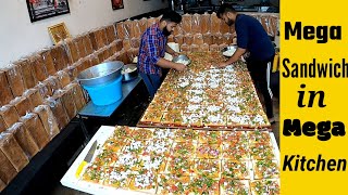 हर घण्टे बनते हैं 200 बाहुबली सैंडविच India's Biggest Sandwich in Mega Kitchen Madhuram Sandwich
