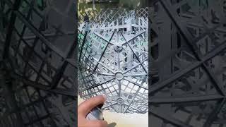 Полезная ИДЕЯ из пластиковых ящиков для дачи своими руками Поделки Забор для клумбы Садовый забор