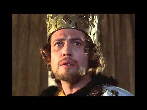 Video: Qual è il tragico difetto di Macbeth?