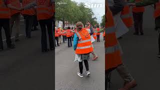 Woman clashes with eco yobs as ANOTHER protest blocks roads causing chaos for ordinary Brits #shorts