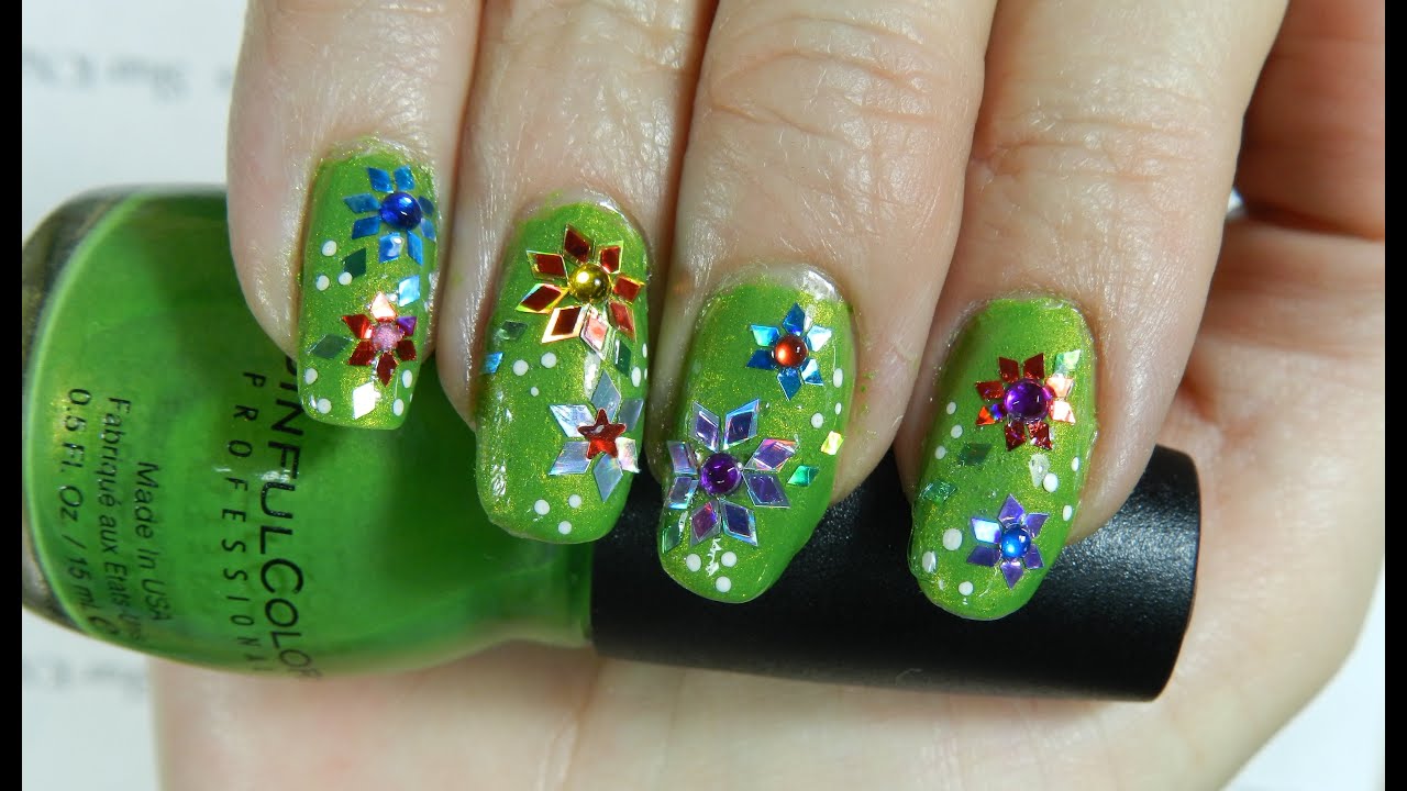 8. Elegant Dried Poinsettia Nail Art for Christmas - wide 7