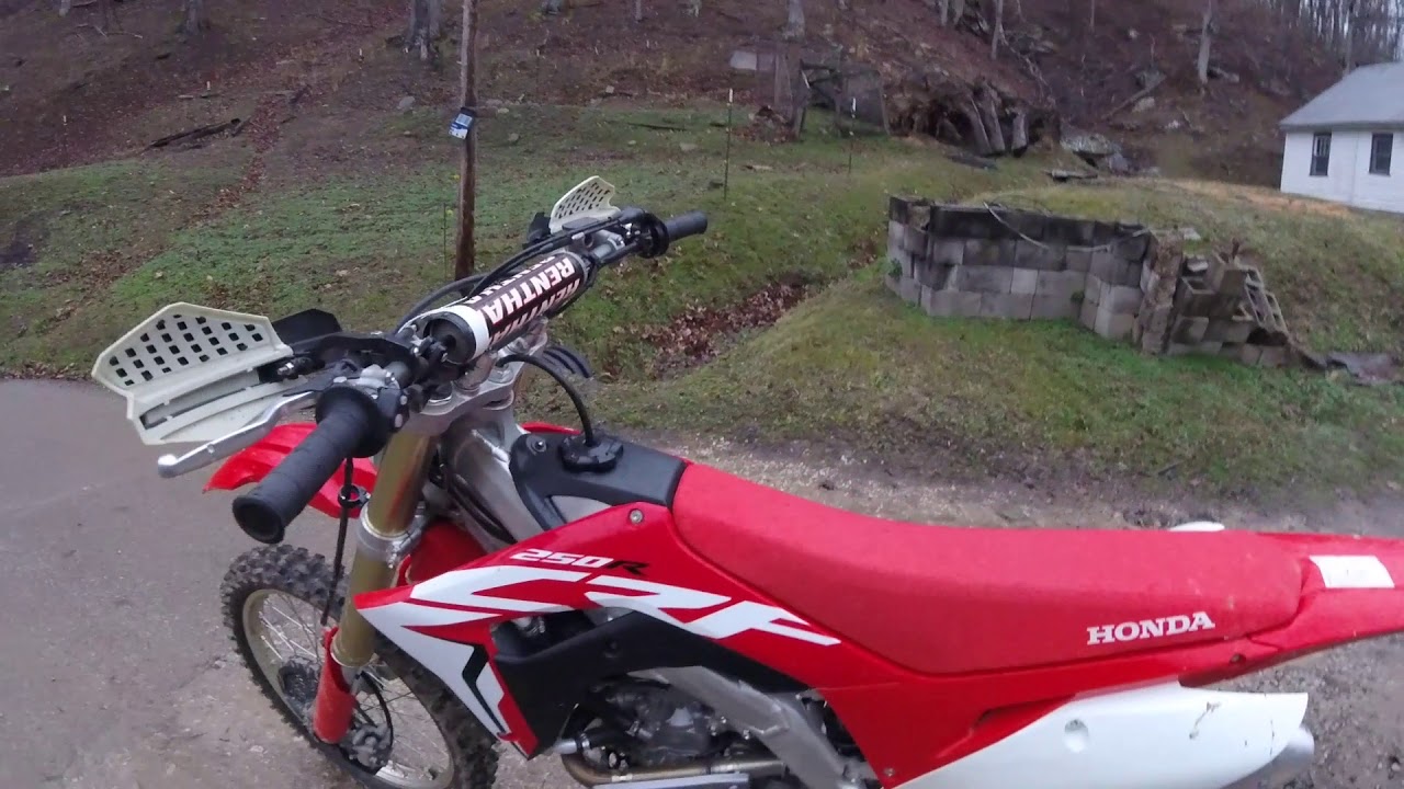 2018 CRF250R Cold start and rev