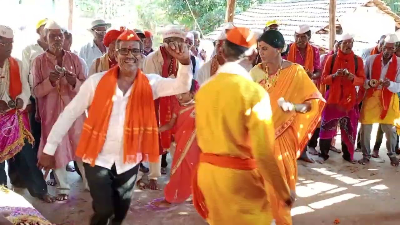 पावणाई देवी पालखी बरोबचे नमन व लहान गौळणीचे  नृत्य भाग- ०१