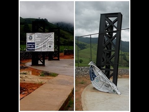 Parada a construção do Pórtico do Visconde, em Resende (Portal www.porteiradomato.com.br)