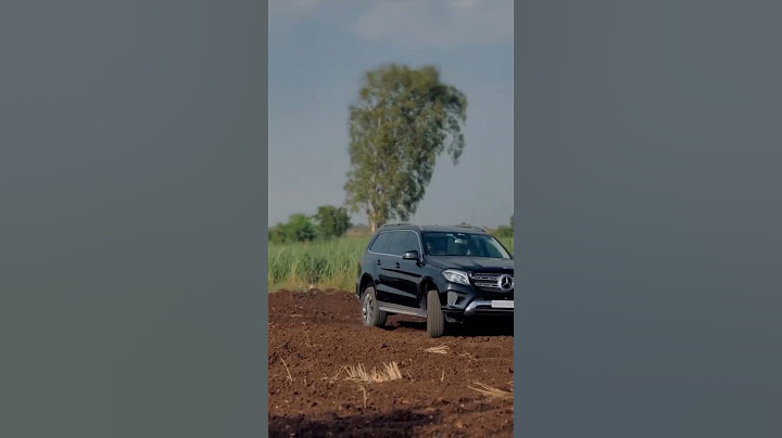 Black Fortuner Vs Mercedes Dirt Attitude Driving #trendingshorts #fortuner #viral #shots #mercedes