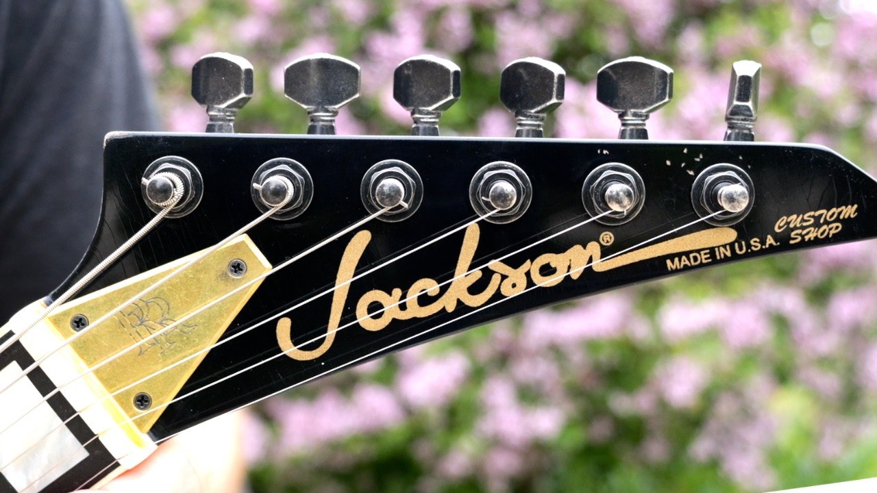 Trying My First Custom Shop Jackson! | 2025 Randy Rhoads RR1.5 Concorde Music Zoo Aged Review Demo