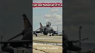 “The Moment Jet Breaks the Sound Barrier 💥 (F-4 Phantom#avaition #f4phantom #avaition