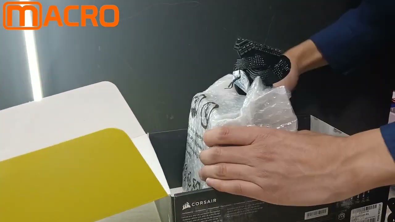 Unboxing Fuente de Poder CORSAIR CX-M Serie CX550M