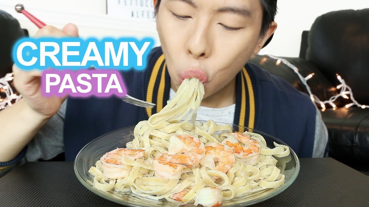 FETTUCCINI ALFREDO MUKBANG ft. Jumbo Shrimp Creamy Pasta Eating Show