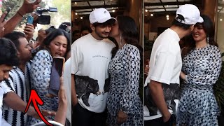 Munawar Faruqi Kiss And Protect Hina Khan From Wrong Touch In Public During Song Promotion