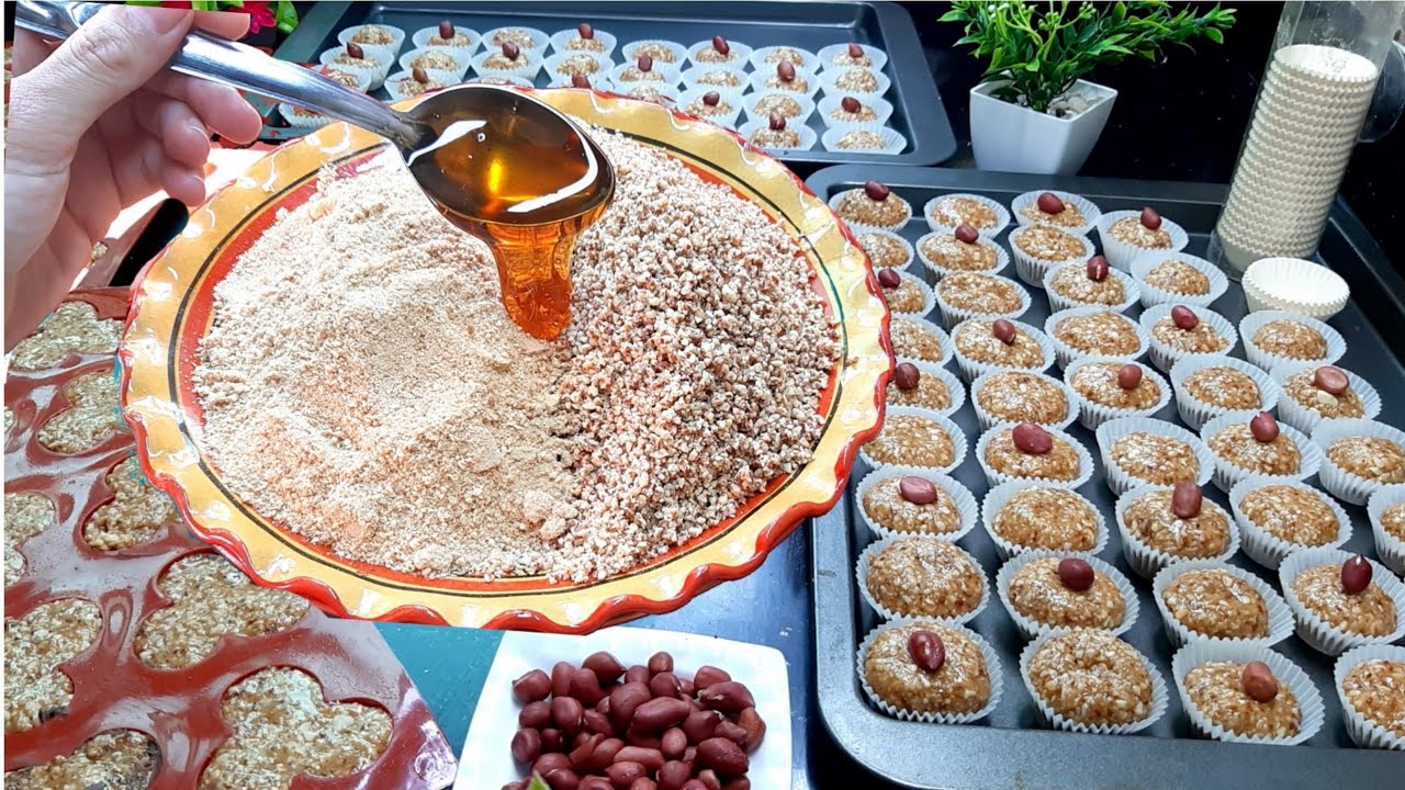 حلويات العيد😋حضري 3شكيلات دفعة واحدة بلا عذاب الوقفة بدون فرن ولاكثرة قوام معلكين لذاذ متشبعوش منهم👌