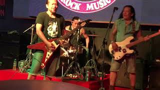 Special Walking Street (1/3) Van Halen: Eruption & Talk about Love by Hottuna Bar by DPC Music Pattaya 78 views 2 months ago 6 minutes, 42 seconds