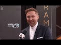 Capture de la vidéo David Guetta Red Carpet Interview | 2025 Grammys