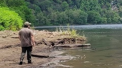 “How to Find Flint" The Saga! 3 years of Bushcraft, Survival, and Flintknapping Adventure!