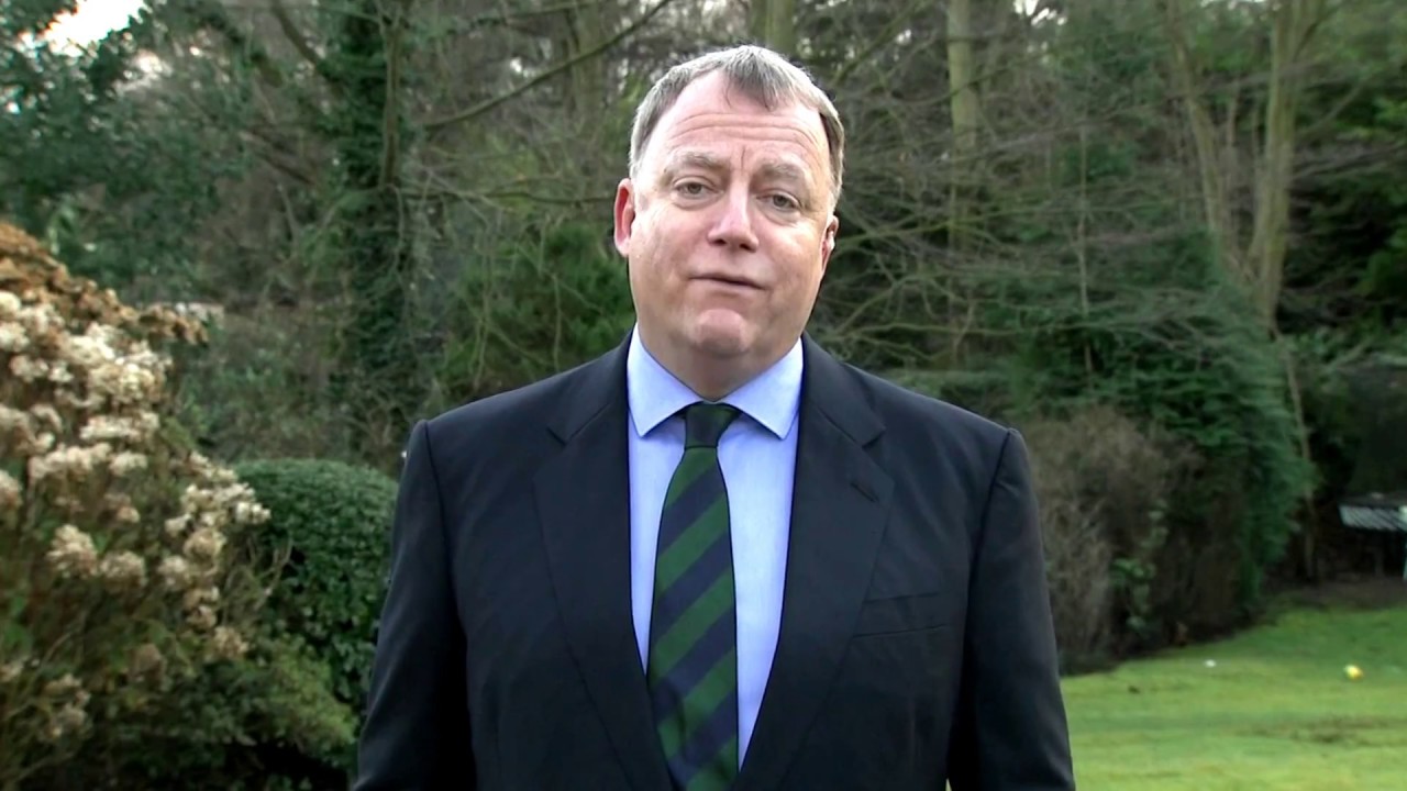 Supermarket boss pays tribute to 'legend' Sir Ken Morrison