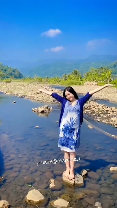 SERIUSAN 😊😊 #lagu #cantikcover #music #funny #musikindonesia #dress #love #covercewe #cantik