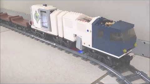 Lego train with two motors 88002 controlled by a Mindstorms EV3, by Sioux.NET on Track