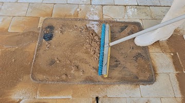 Videos Satisfying : Scraping dirt off carpet with heavy foam