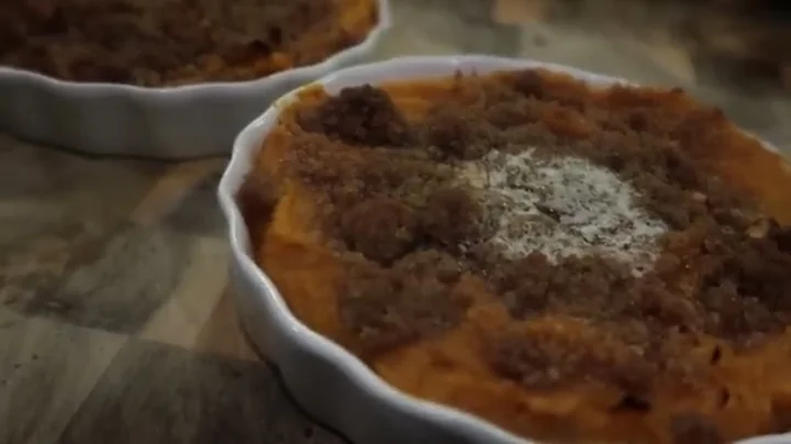 Sweet Potato Casserole with Brown Sugar Pecan Crumble