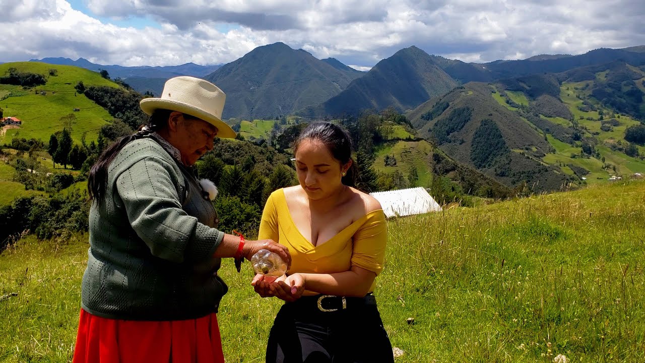 АСМР-массаж головы, кожи головы и очищение (лимпия) с растрескиванием волос и шеи от мамы Изабелиты
