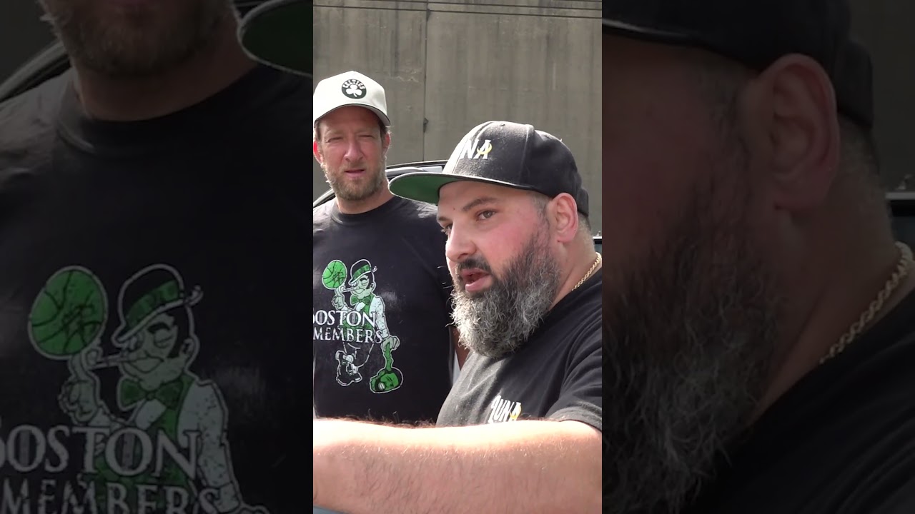 Dave Portnoy Gets Kidnapped By The 3 Kings Of Connecticut Pizza