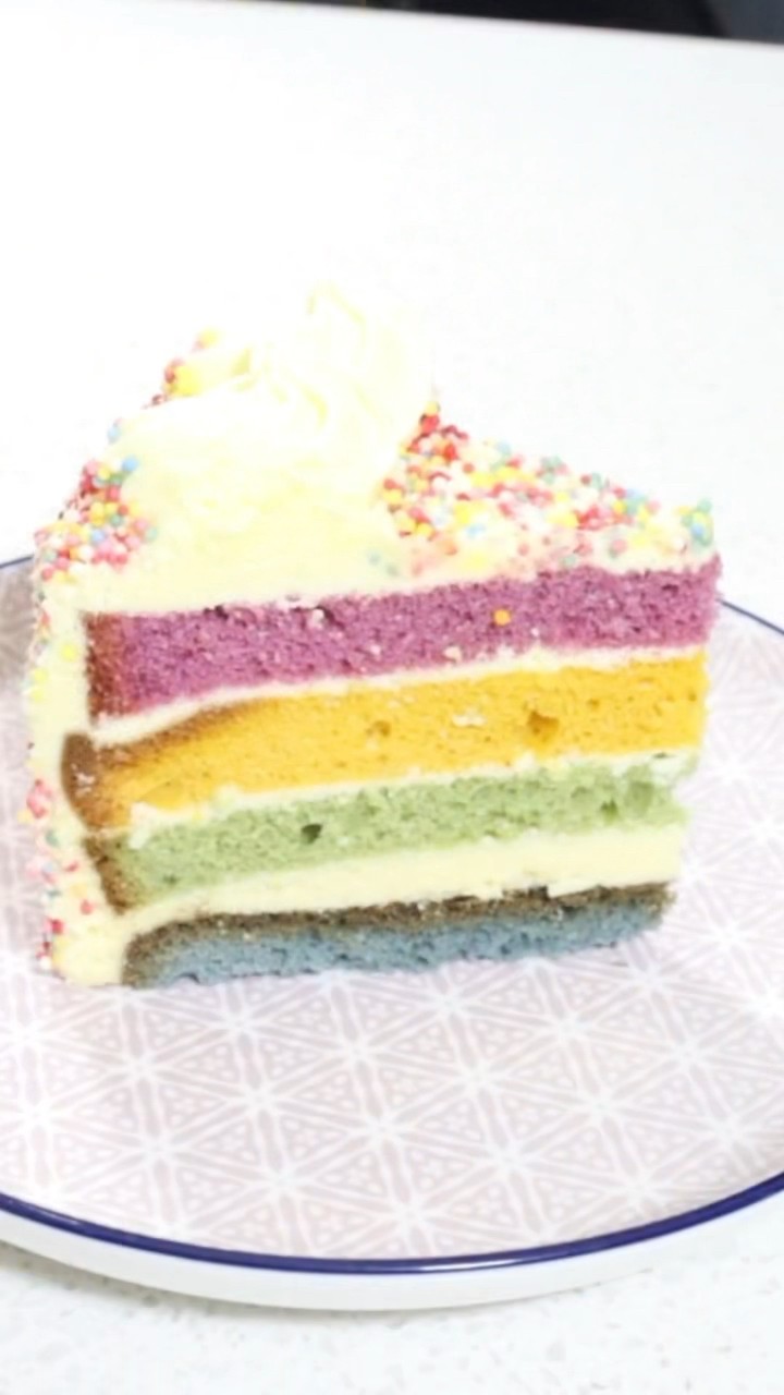 100% egg FREE birthday cake