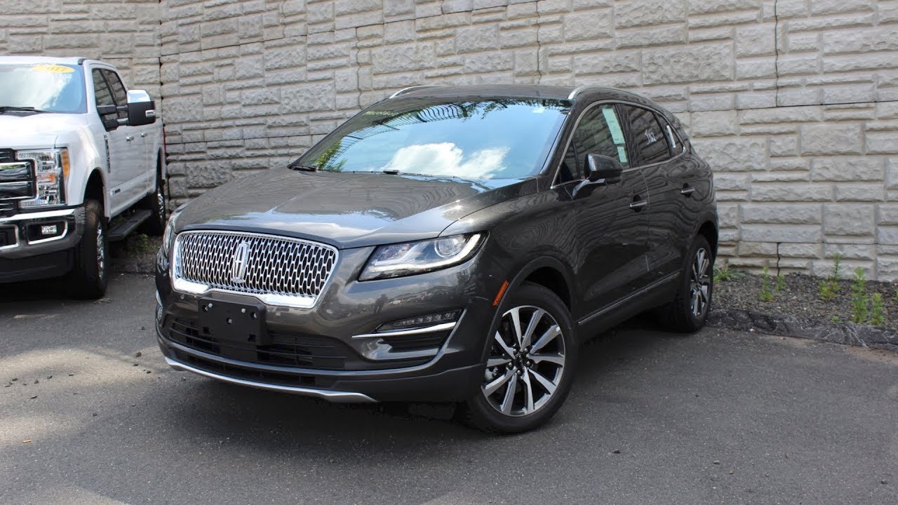 Lincoln MKC Review - A fancy Ford Escape? | YallaMotor - YouTube