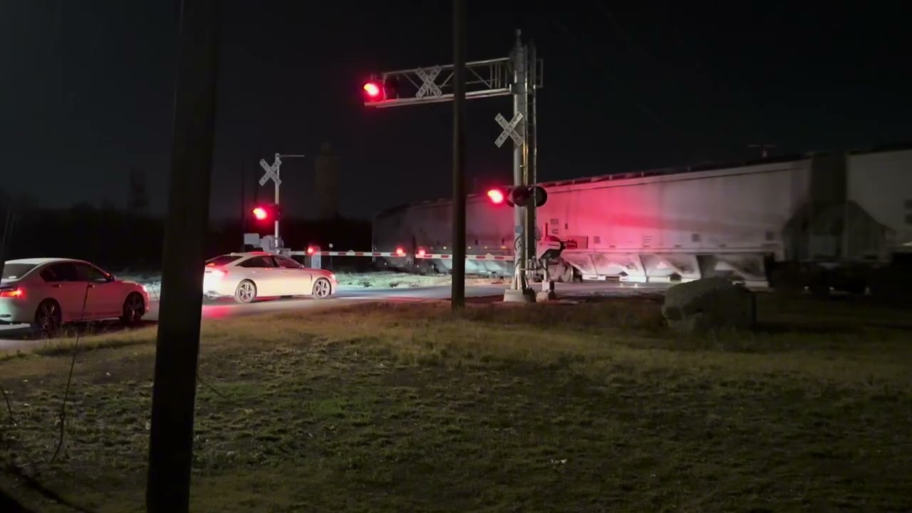 *Ferromex SD70ACe!* UP 2540 ES44AC leads G-BVAG manifest in Harlingen, TX