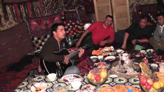 Туркмен гитара Арслан Дашогуз