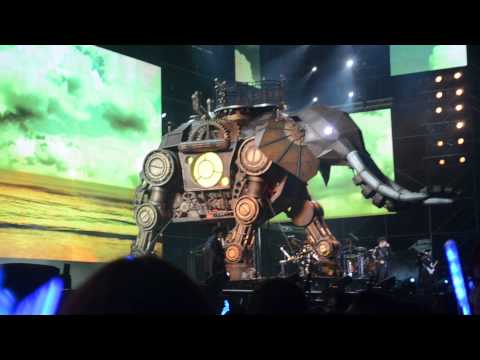 『步步 - 2』....五月天....與我愛的天使(20131231高雄世運主場館)