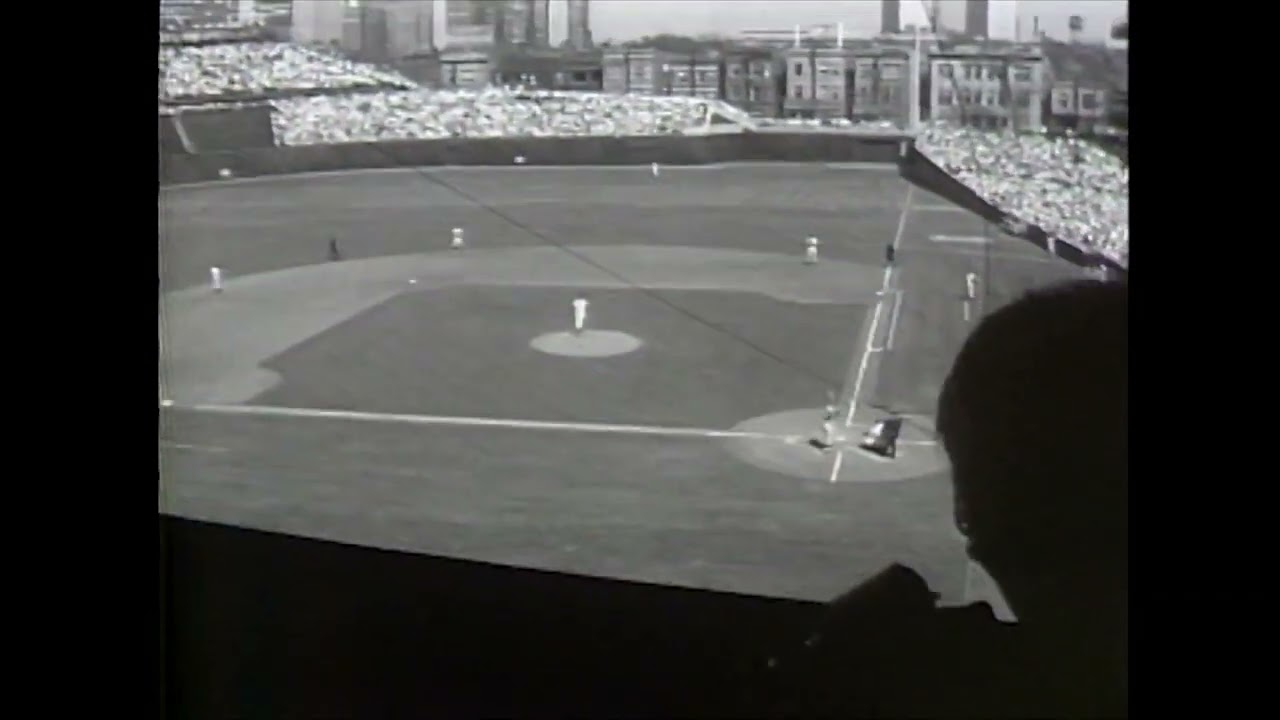 Wrigley Field historical sleuthing: White scoreboard clock edition - Bleed  Cubbie Blue