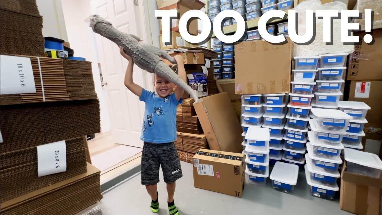 Когда приходится прерывать работу, потому что твой ребенок слишком милый