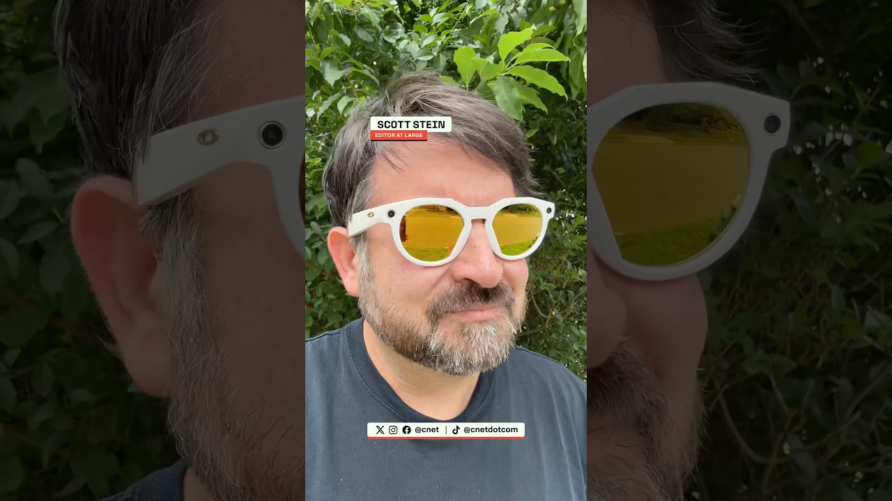 Unboxing Meta’s Oakley HSTN Smart Glasses