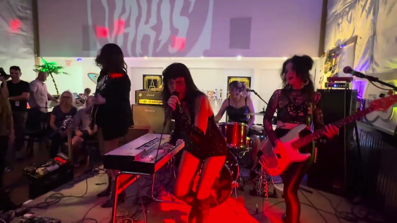 The Darts Live in Kailua Kona, HI - Vicious (Lou Reed Cover) - January 23, 2026