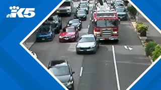 Suspect repeatedly hits Seattle fire truck screenshot 5