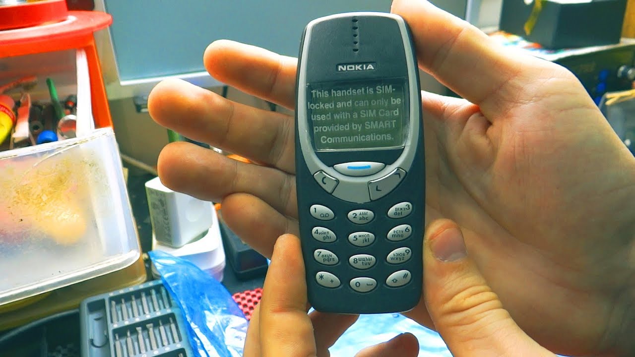 Восстановление ранее разрушенного 20-летнего телефона Nokia 3310 | Восстановить после уничтожения