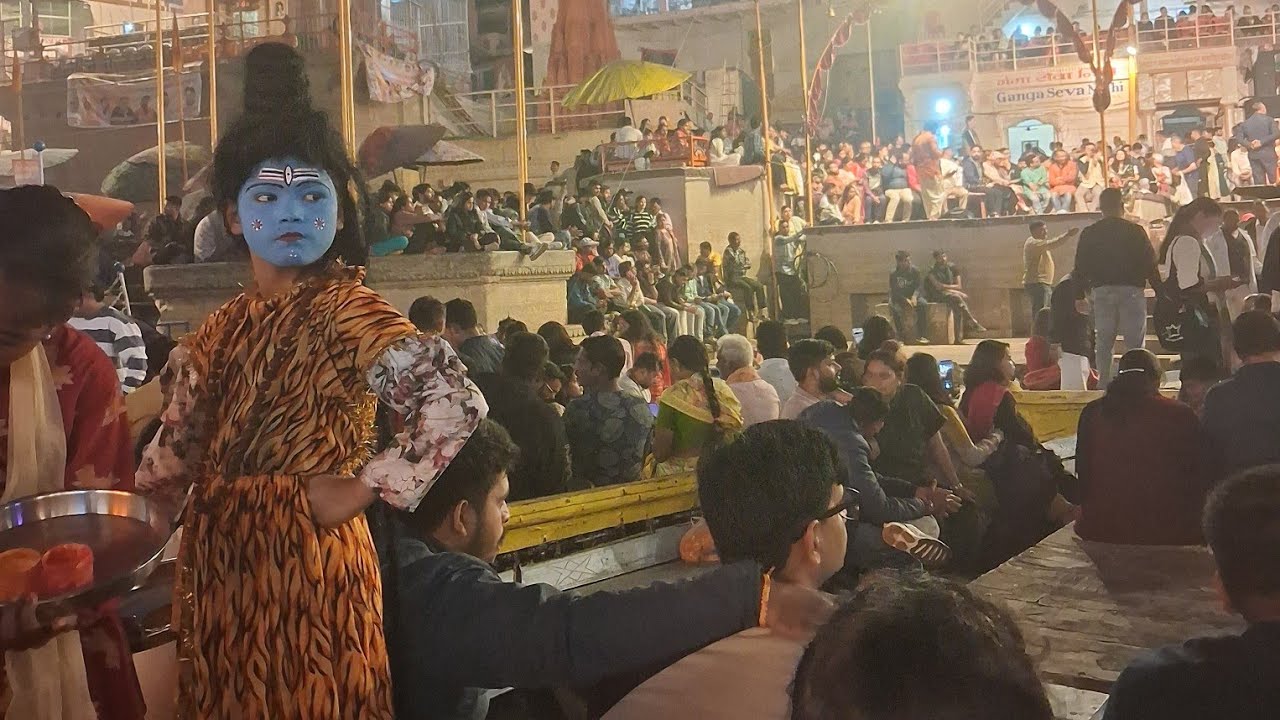 First time in Banaras with Friend 😱😍😳 | Raw & Unplanned