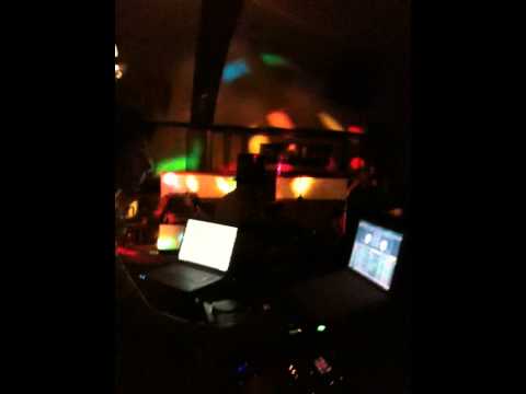 Dj Reayo and Shane Murray-Corcoran on Drums -- Lov...