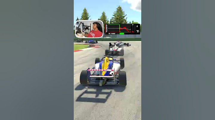 F4 in iRacing is CHAOS...