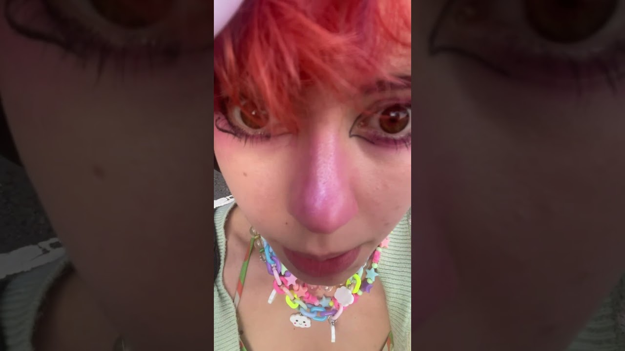 хихиканьехихиканье 